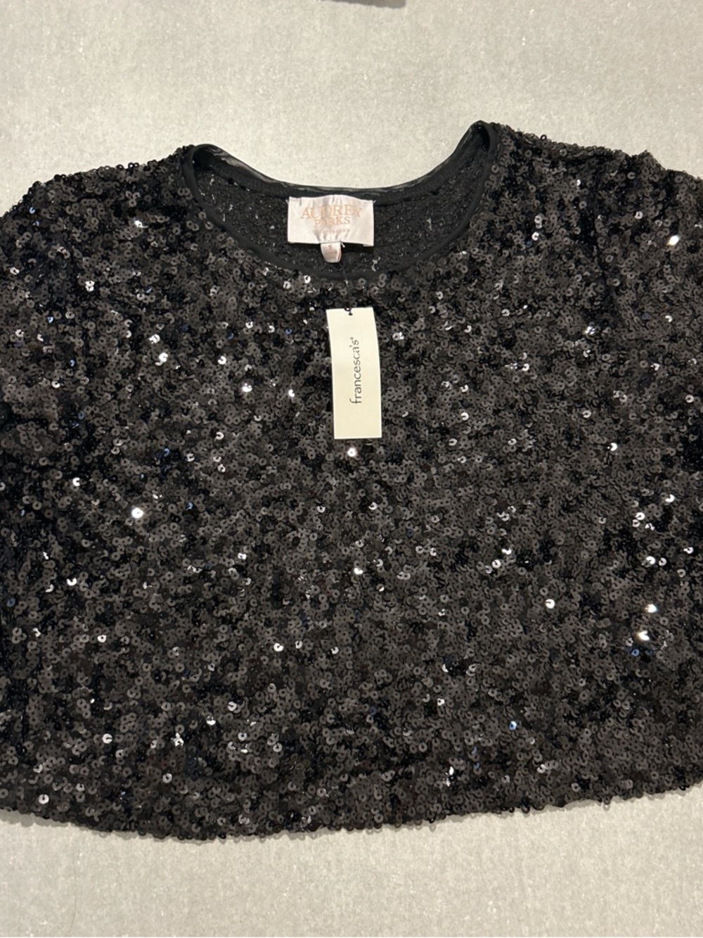 Francesca's Collections Black Sequin Cropped Top